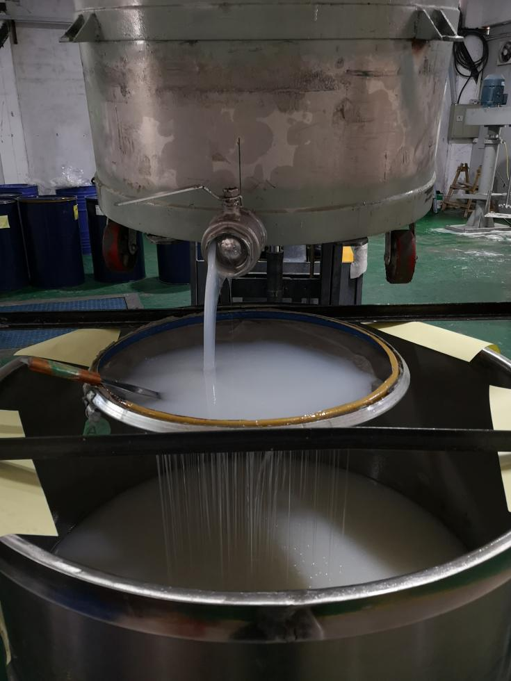 模具硅膠原料有雜質怎么辦？